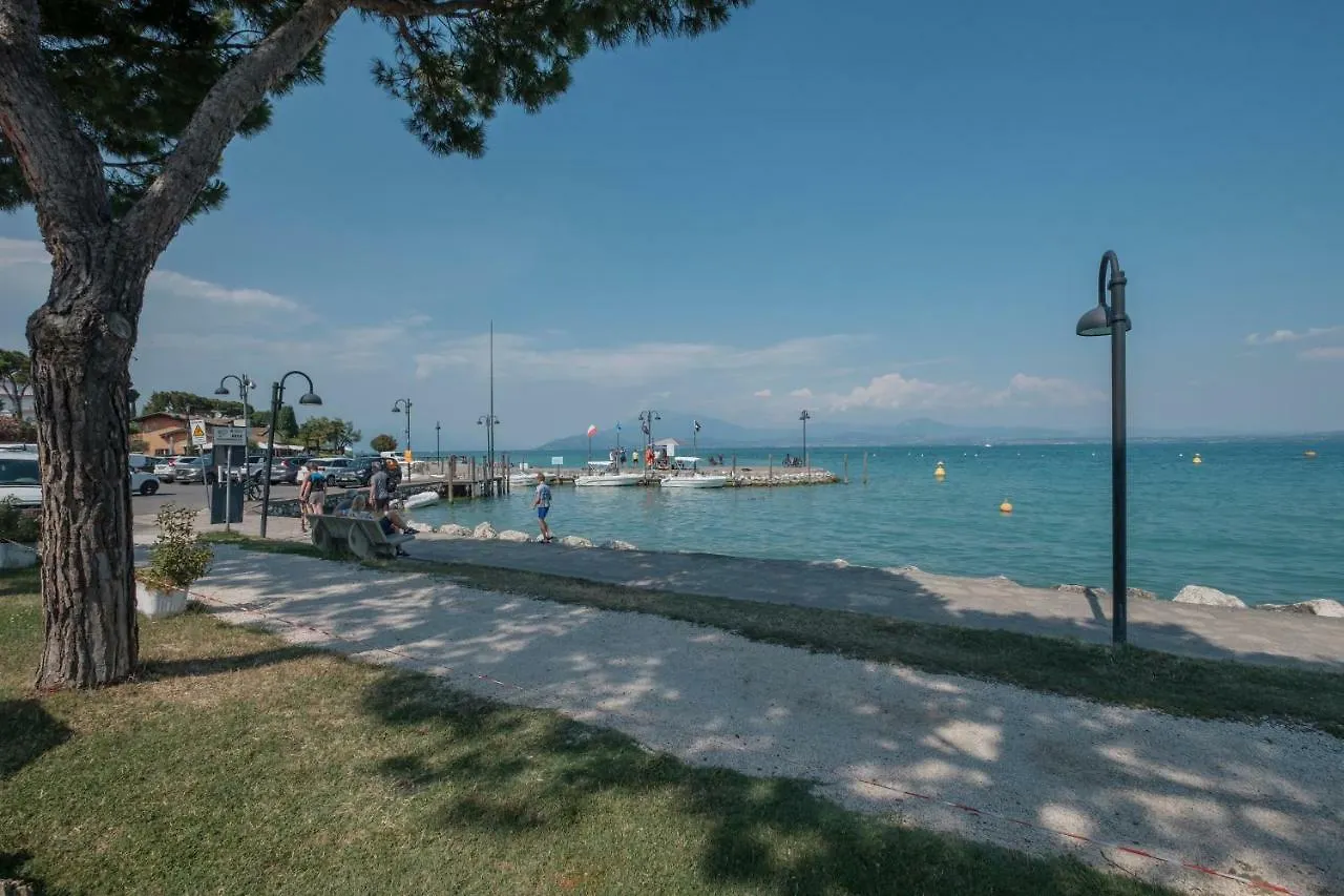 Casa Fiorella Sirmione 0*,  Italy