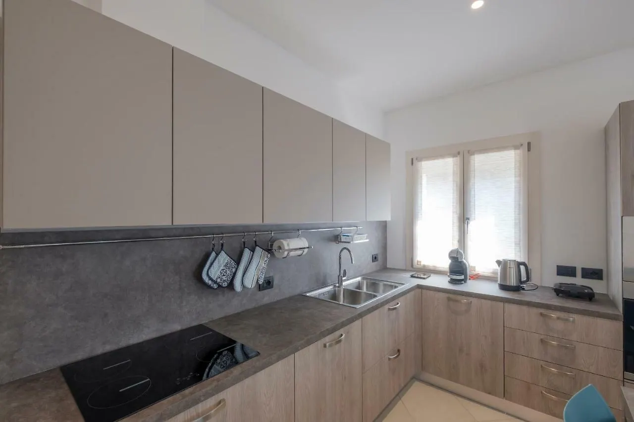 Casa Fiorella Sirmione Apartment